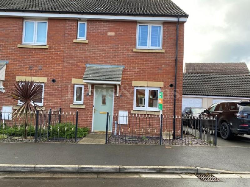 Bloomery Circle, Glan Llyn, Newport. NP19 4TR 3 bed end of terrace house for sale £250,000