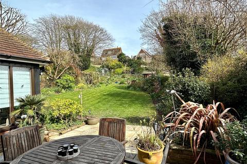 20 Deneside, East Dean, Eastbourne, BN20 0JG