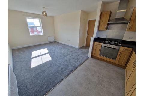 2 bedroom flat to rent, Campion Way, Bridgwater TA5