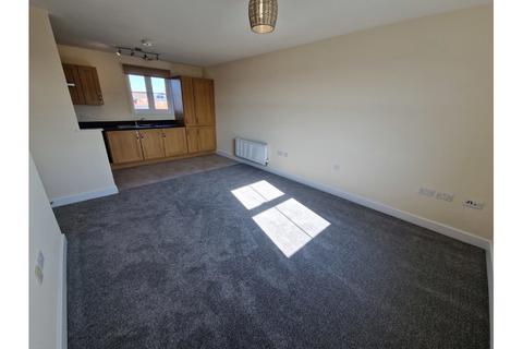 2 bedroom flat to rent, Campion Way, Bridgwater TA5