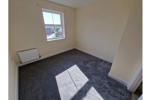 2 bedroom flat to rent, Campion Way, Bridgwater TA5