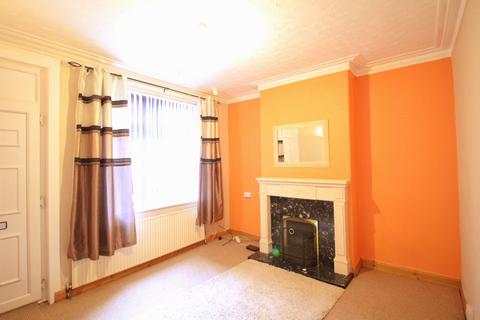 2 bedroom terraced house to rent, Wortley Road, Rotherham