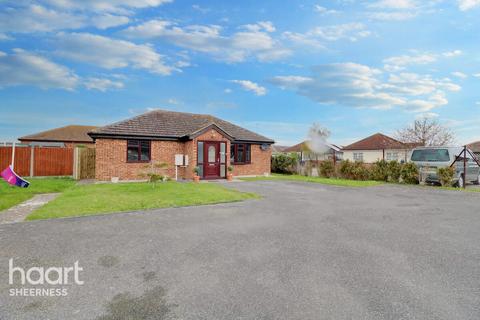 3 bedroom bungalow for sale, The Lilacs, Minster