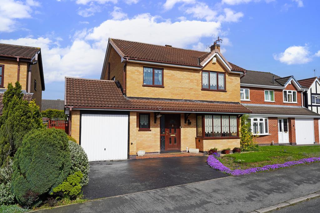 Glenfield, Leicester LE3 4 bed detached house for sale £350,000