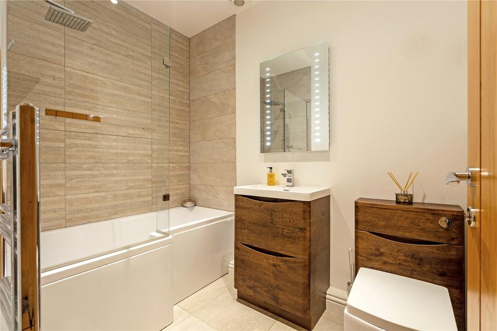 Ensuite