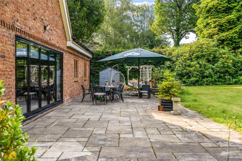 Outdoor Entertaining