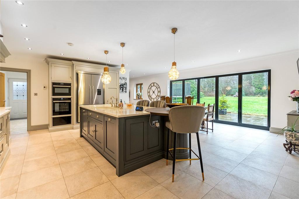 Kitchen/Dining