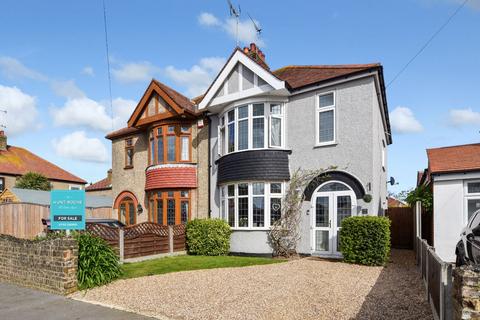 26 Tudor Gardens, Shoeburyness, Southend-on-sea, SS3 9JG