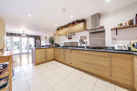 3 bedroom townhouse for sale, Chivers Road, Romsey, Hampshire, SO51