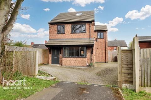 3 bedroom detached house for sale, Beaconsfield Road, Burton-On-Trent
