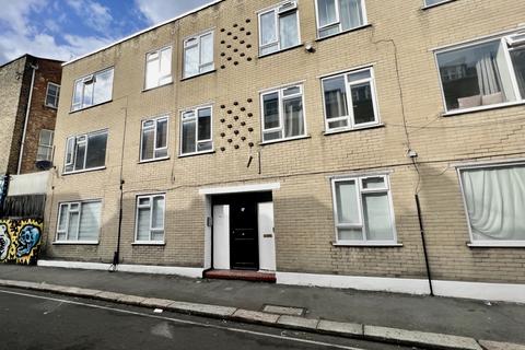 1 bedroom in a flat share to rent, Camden Court, 17 Rousden Street, London, NW1