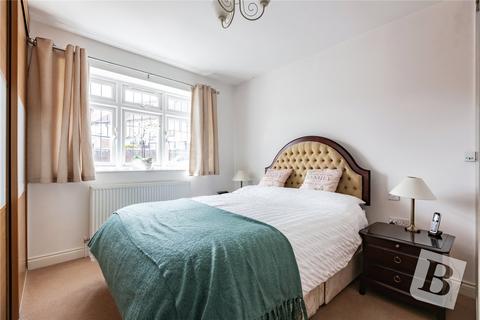 1a Hill Crescent, Hornchurch, RM11 2AP