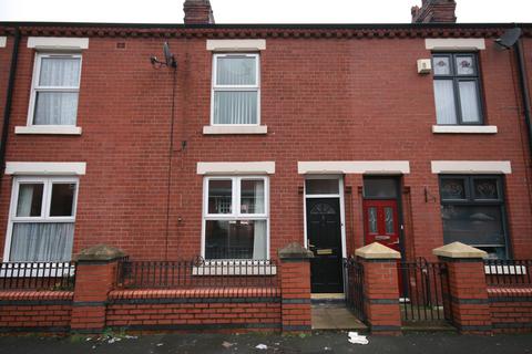 2 bedroom terraced house to rent, Dargai Street, Manchester M11