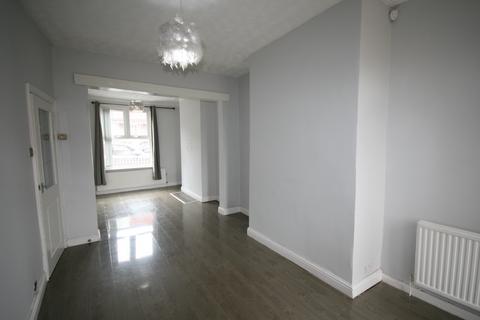 2 bedroom terraced house to rent, Dargai Street, Manchester M11