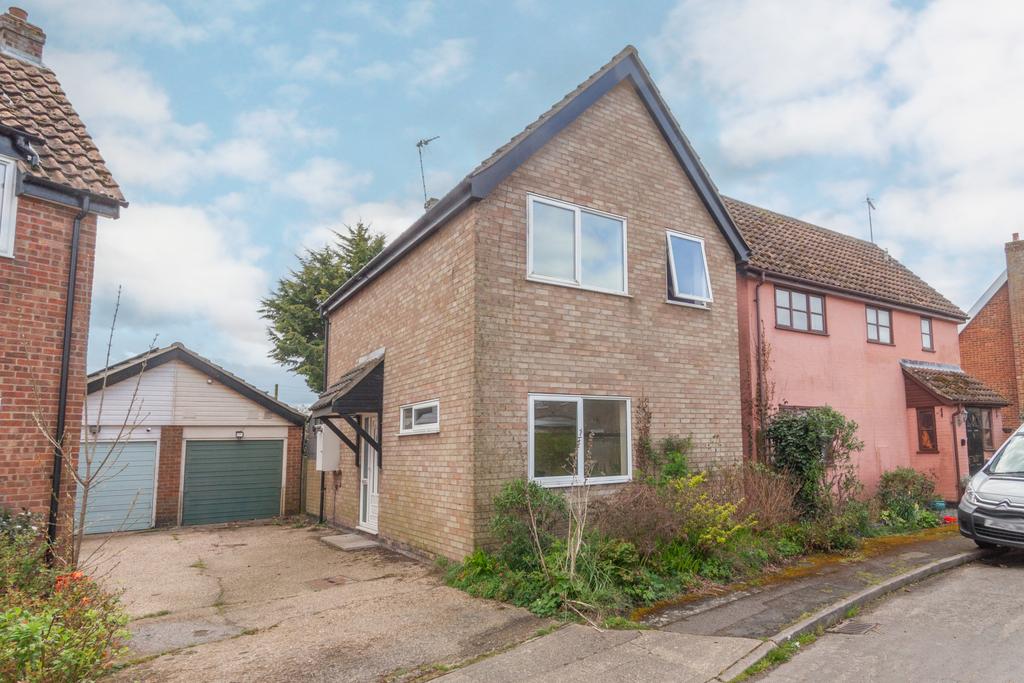 Three Bedroom Detached Home In Tunstall