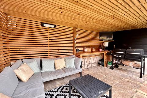 9 Dunnock End, Didcot, OX11 6AD