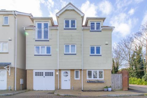 4 bedroom detached house for sale, Beach Walk, Broadstairs, CT10