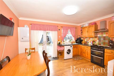 167 Hunters Square, Dagenham, RM10 8BQ