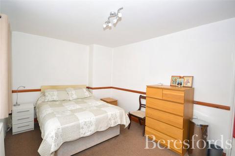 167 Hunters Square, Dagenham, RM10 8BQ