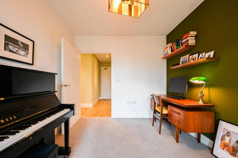 Flat 102, Thorpe Court, 2 Bramble Path, London, E3 3XP