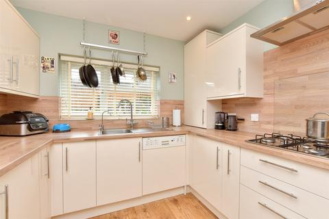 3 bedroom semi-detached house for sale, Darcy Close, Coulsdon, Surrey