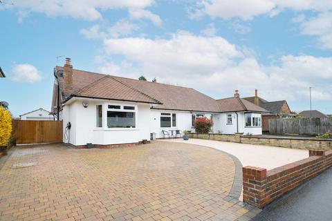 4 bedroom semi-detached house for sale, Merryfield Drive, Horsham, RH12
