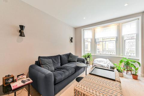 1 bedroom terraced house to rent, Walton Street, Chelsea, London, SW3