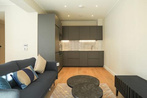 1 bedroom ground floor flat to rent, Copperworks Wharf Sugar House Island E15