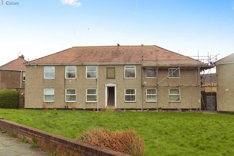 Flat for sale, Woodland Avenue, Porthcawl, Bridgend. CF36 5HT