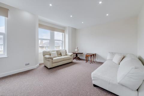 3 bedroom flat to rent, Hawkslade Road,  London, SE15