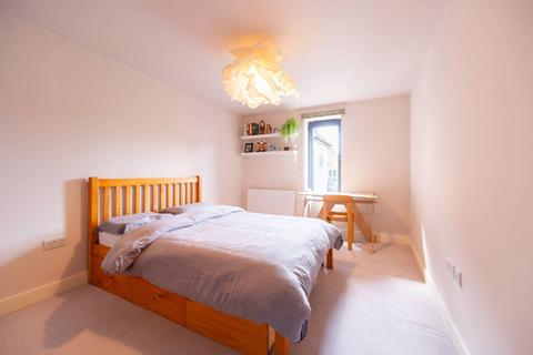 2 bedroom flat for sale, Cricklewood House, Walthamstow, London, E17