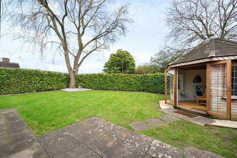 3 bedroom bungalow for sale, Border Way, Vicars Cross, Chester