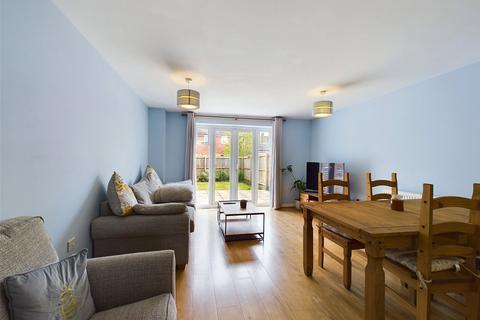 52 Fauld Drive Kingsway, Quedgeley, Gloucester, GL2 2HL