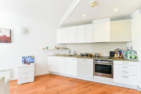 1 bedroom flat for sale, Naxos Building, 4 Hutchings Street, London, E14