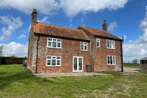 4 bedroom detached house to rent, Stokesby Road, Runham NR29