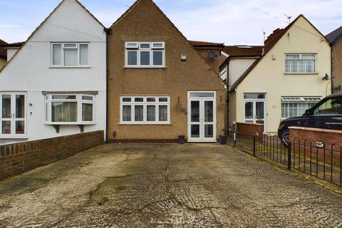 4 bedroom semi-detached house for sale, 104 Glenview, London