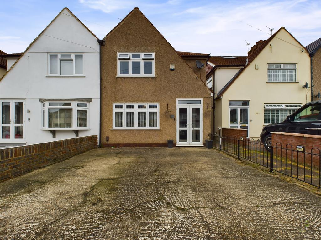 Glenview, London, SE2 4 bed semidetached house for sale £525,000