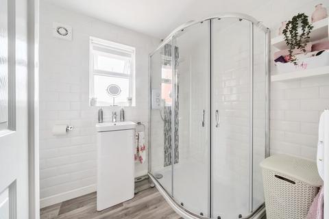 11 Ithon View, Llandrindod Wells, LD1 5BX
