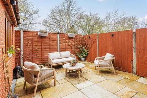 11 Ithon View, Llandrindod Wells, LD1 5BX