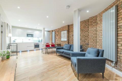 Blake Mews, High Park Road, Kew, Surrey, TW9