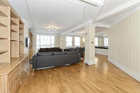 4 bedroom flat to rent, STRATHMORE COURT, PARK ROAD, London, NW8
