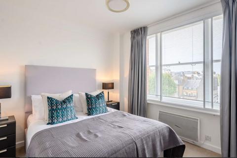 2 bedroom apartment to rent, Mayfair W1J