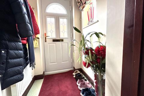 2 bedroom end of terrace house for sale, Wainwright Close, Lowestoft, NR32