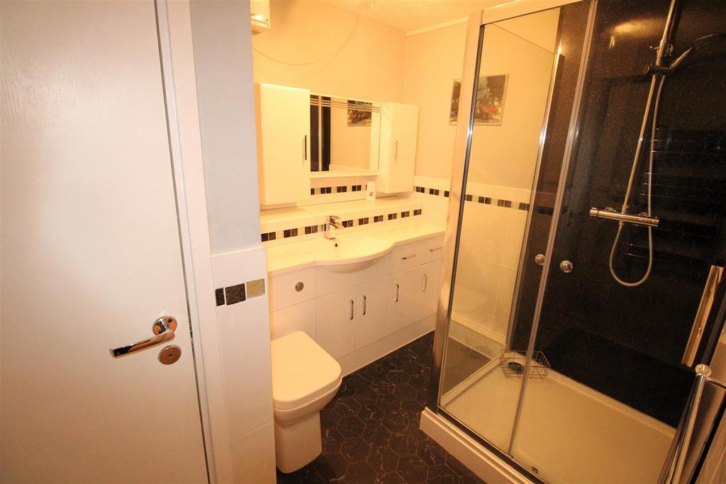 BAthroom1.JPG