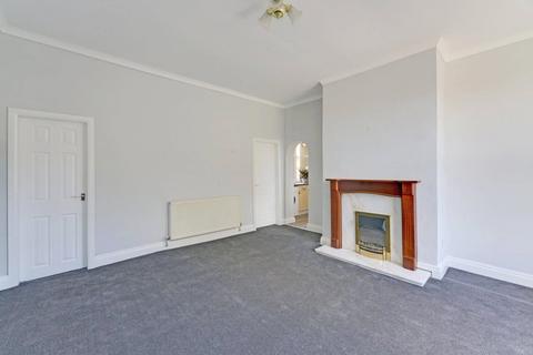 3 bedroom terraced house for sale, Thornton Street, Cleckheaton, West Yorkshire, BD19