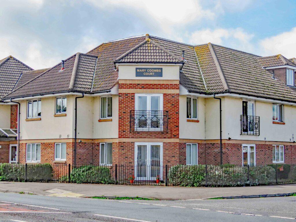 Seagrove Avenue, Hayling Island 1 bed flat for sale £125,000