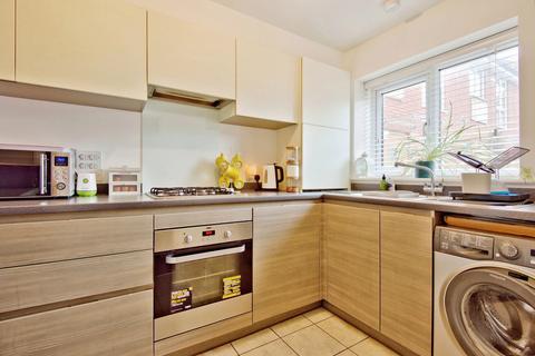 2 bedroom semi-detached house for sale, Radar Close, Southend-on-sea, SS2