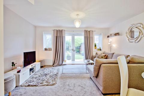 2 bedroom semi-detached house for sale, Radar Close, Southend-on-sea, SS2