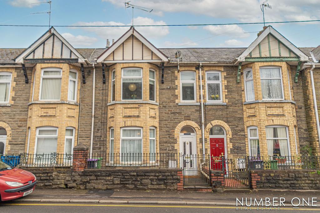 Snatchwood Road, Abersychan, Pontypool, NP4 3 bed terraced house for