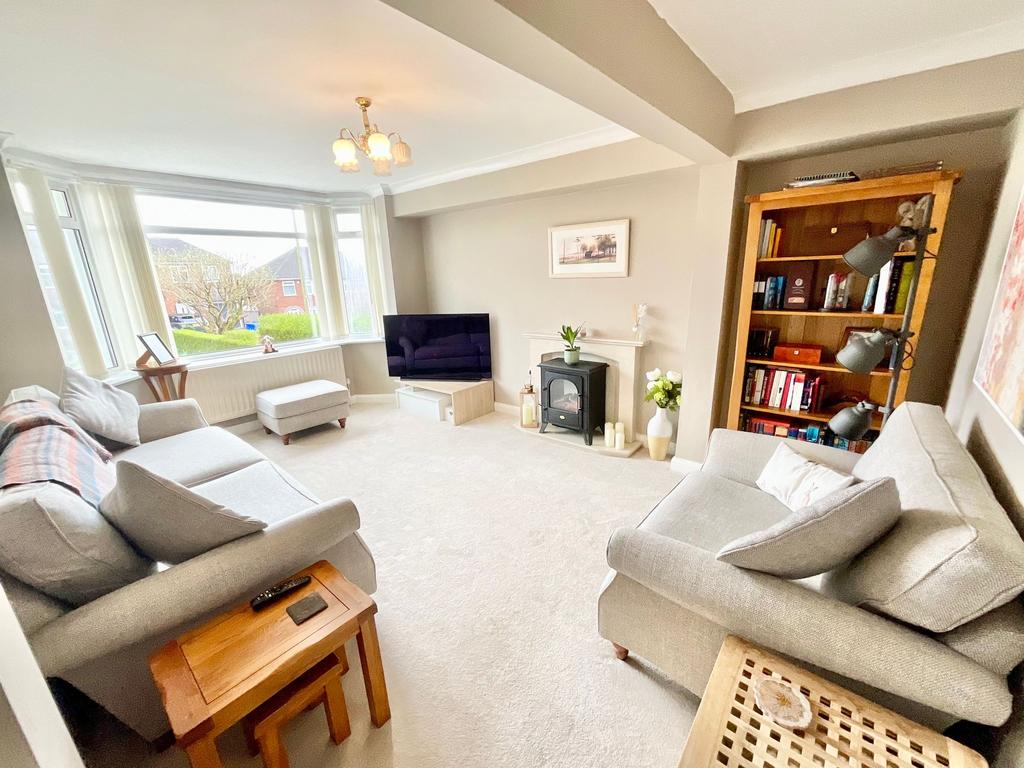 Horton Drive, Weston Coyney 3 bed semidetached house for sale £269,950